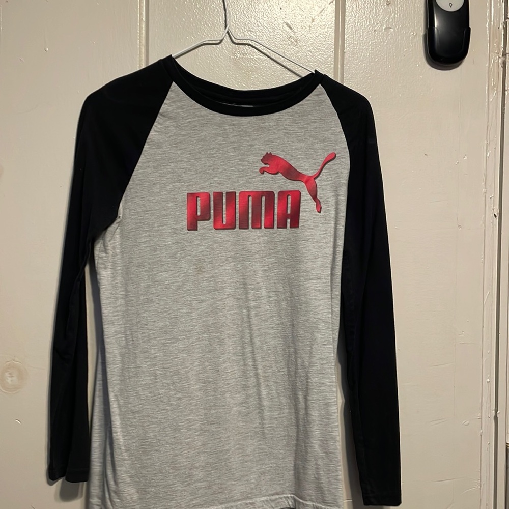 Long sleeve puma shirt